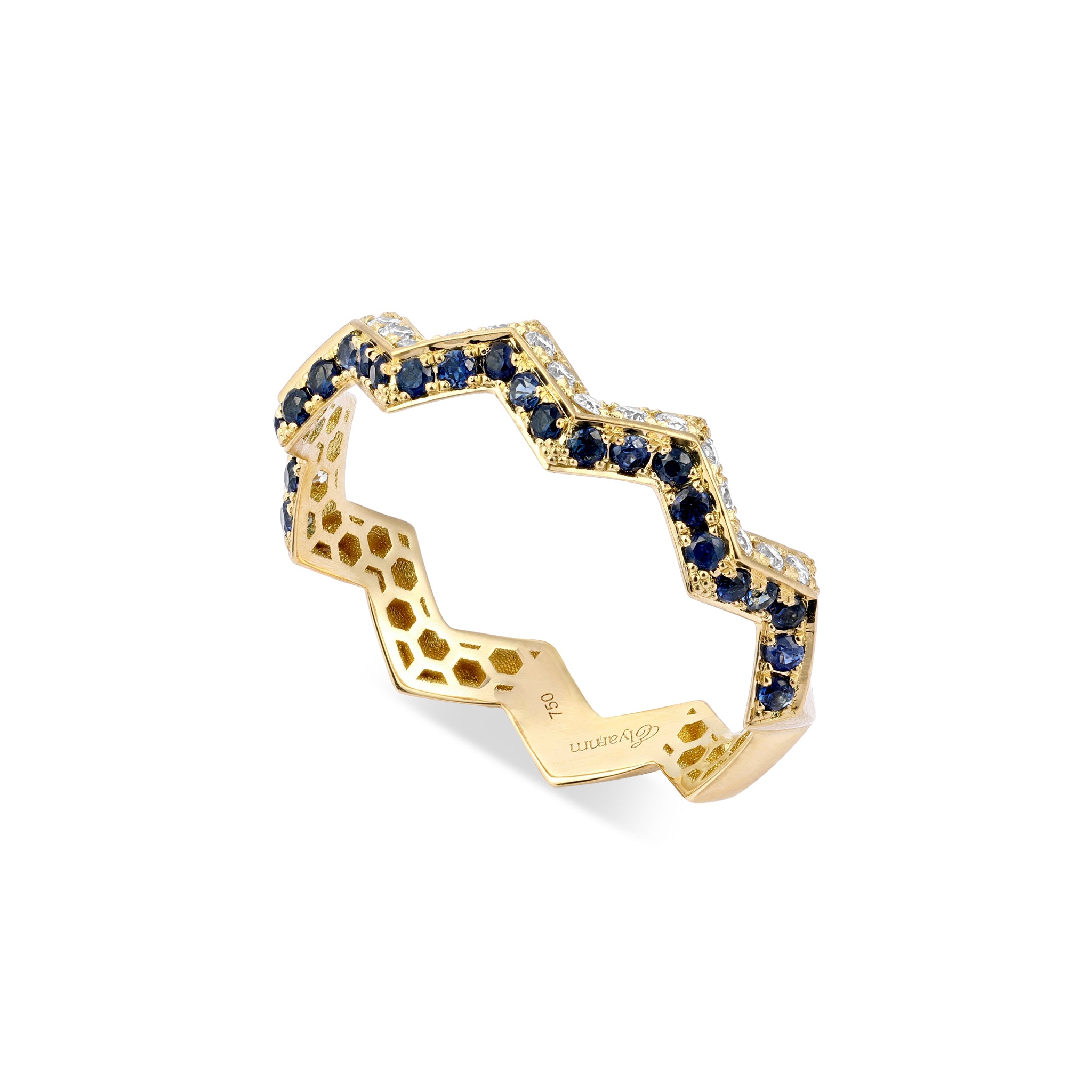 Split Zigzag Ring in Diamond & Blue Sapphire
